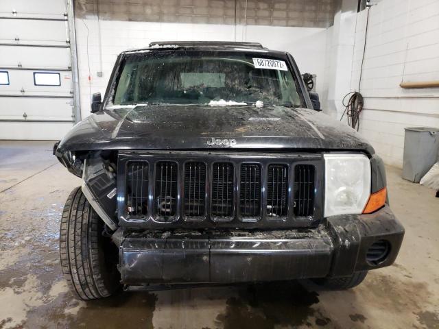 1J8HG48K86C129616 - 2006 JEEP COMMANDER BLACK photo 5