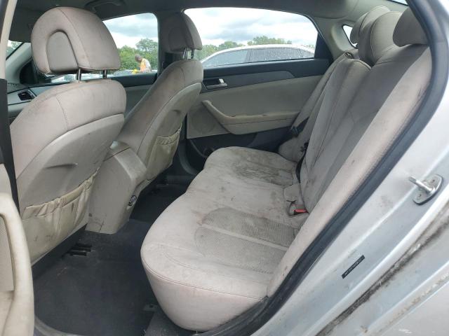 5NPE24AF7HH586317 - 2017 HYUNDAI SONATA SE SILVER photo 10