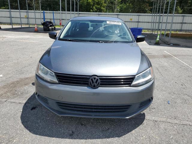 3VW2K7AJ3EM254693 - 2014 VOLKSWAGEN JETTA BASE GRAY photo 5