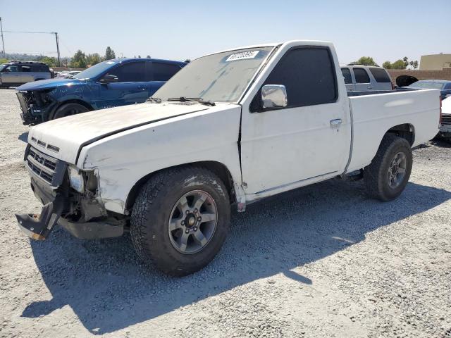 1992 NISSAN TRUCK SHORT WHEELBASE, 