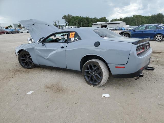 2C3CDZAG9NH151279 - 2022 DODGE CHALLENGER SXT GRAY photo 2