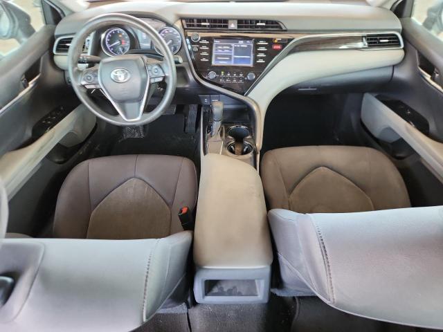 4T1B11HK8KU844912 - 2019 TOYOTA CAMRY L SILVER photo 8