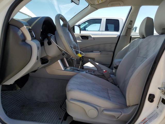 JF2SH6BC0AH773602 - 2010 SUBARU FORESTER XS Weiß Foto 7