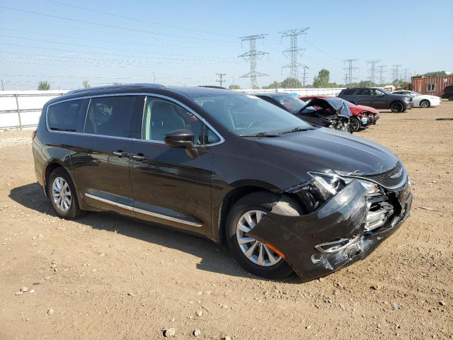 2C4RC1EG4JR236135 - 2018 CHRYSLER PACIFICA TOURING L PLUS BLACK photo 4