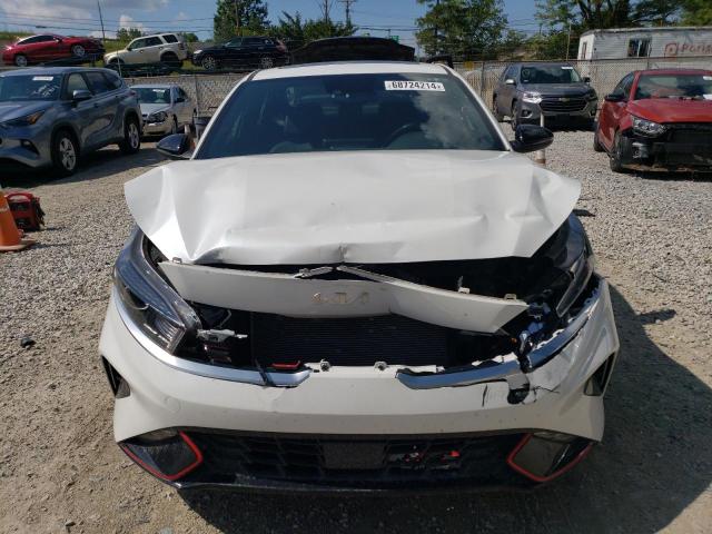 3KPF54AD6PE631115 - 2023 KIA FORTE GT LINE WHITE photo 5