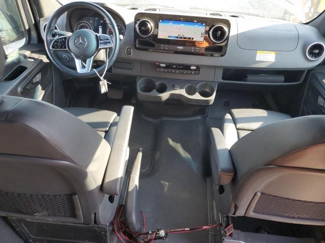 W1Z4NFHY8PT155427 - 2023 MERCEDES-BENZ SPRINTER 2500 SILVER photo 8