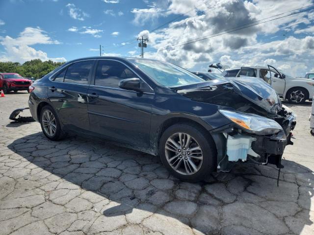 4T1BF1FK9HU310783 - 2017 TOYOTA CAMRY LE BLACK photo 4