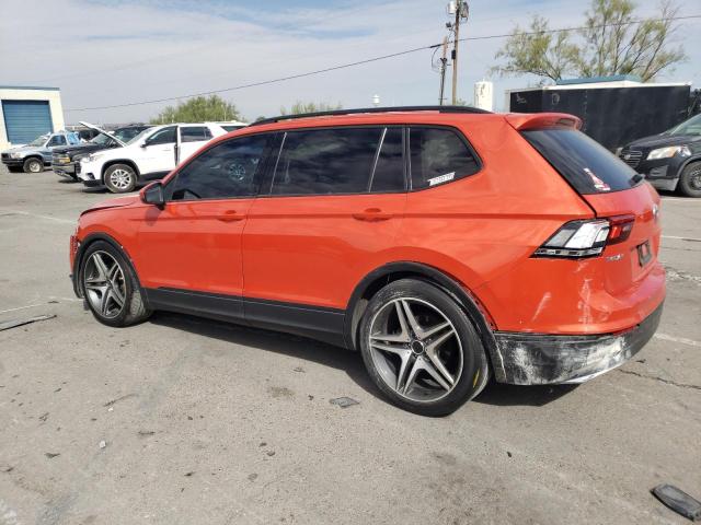 3VV1B7AX9JM016443 - 2018 VOLKSWAGEN TIGUAN S ORANGE photo 2