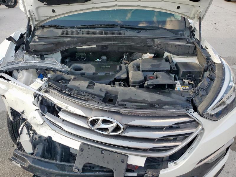 5NMZU3LB9JH059320 - 2018 HYUNDAI SANTA FE S WHITE photo 12