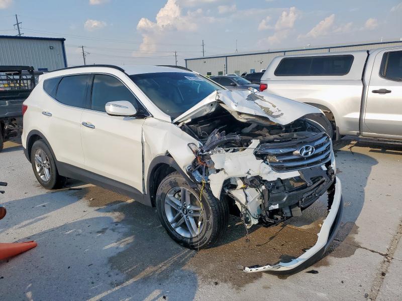 5NMZU3LB9JH059320 - 2018 HYUNDAI SANTA FE S WHITE photo 4