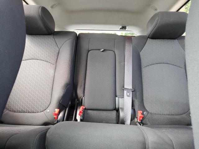 1GNKRGED4BJ262885 - 2011 CHEVROLET TRAVERSE LT WHITE photo 10