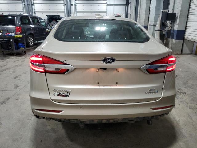 3FA6P0LU4KR255036 - 2019 FORD FUSION SE TAN photo 6