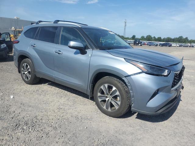 5TDKDRBH0PS025993 - 2023 TOYOTA HIGHLANDER L 银色 照片 4