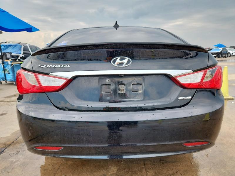 5NPEC4AC4DH731701 - 2013 HYUNDAI SONATA SE Schwarz Foto 6