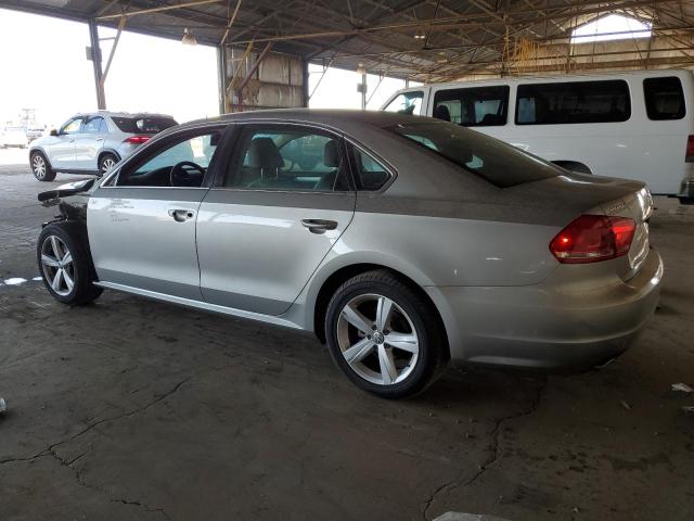1VWBP7A31CC097571 - 2012 VOLKSWAGEN PASSAT SE ვერცხლისფერი ფოტო 2