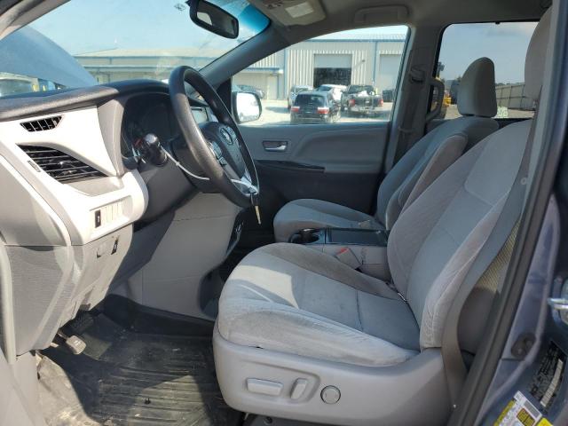 5TDKZ3DC5HS825237 - 2017 TOYOTA SIENNA LE BLUE photo 7