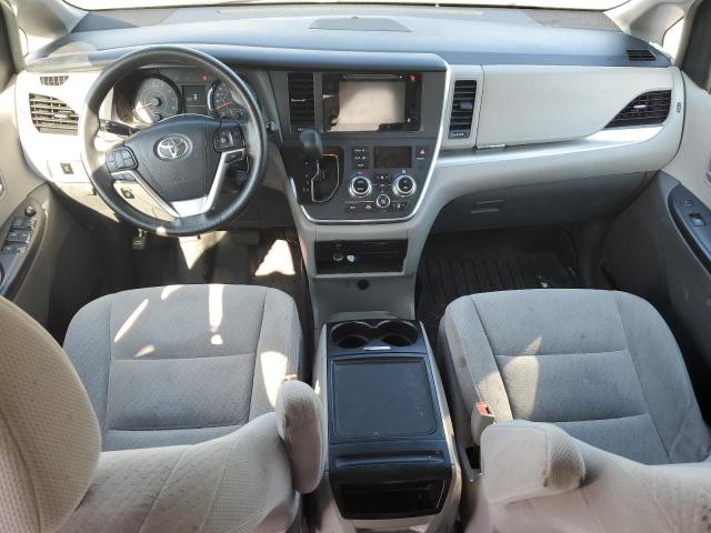 5TDKZ3DC5HS825237 - 2017 TOYOTA SIENNA LE BLUE photo 8