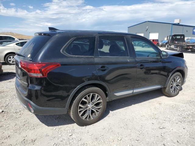JA4AZ3A31JZ058579 - 2018 MITSUBISHI OUTLANDER SE BLACK photo 3