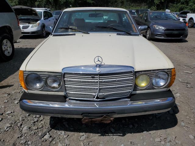 WDBAB53A7EA105876 - 1984 MERCEDES-BENZ 300 CDT YELLOW photo 5