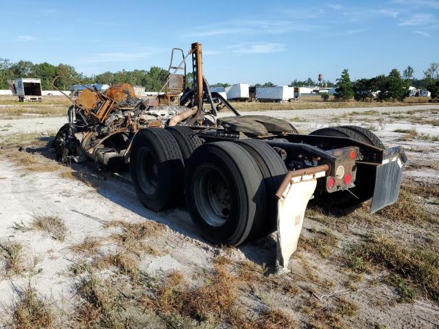 1FUJGEDV1CSBK2728 - 2012 FREIGHTLINER CASCADIA 1 BURN photo 3