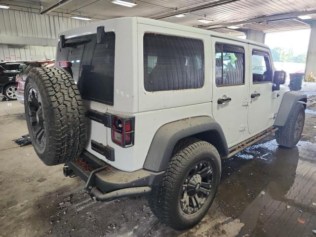 1C4BJWEG2DL591273 - 2013 JEEP WRANGLER U SAHARA WHITE photo 3