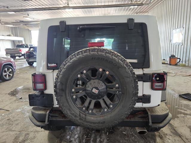 1C4BJWEG2DL591273 - 2013 JEEP WRANGLER U SAHARA WHITE photo 6