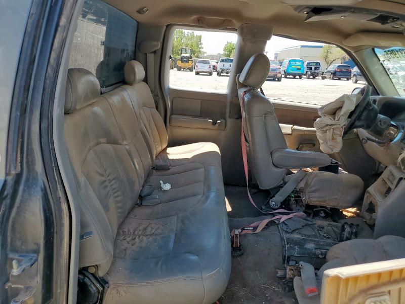 2GCEC19T621284838 - 2002 CHEVROLET SILVERADO C1500 GRAY photo 10