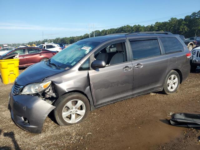 2013 TOYOTA SIENNA LE, 