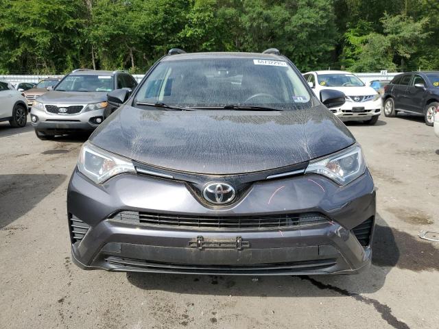 JTMBFREV0HJ135307 - 2017 TOYOTA RAV4 LE GRAY photo 5