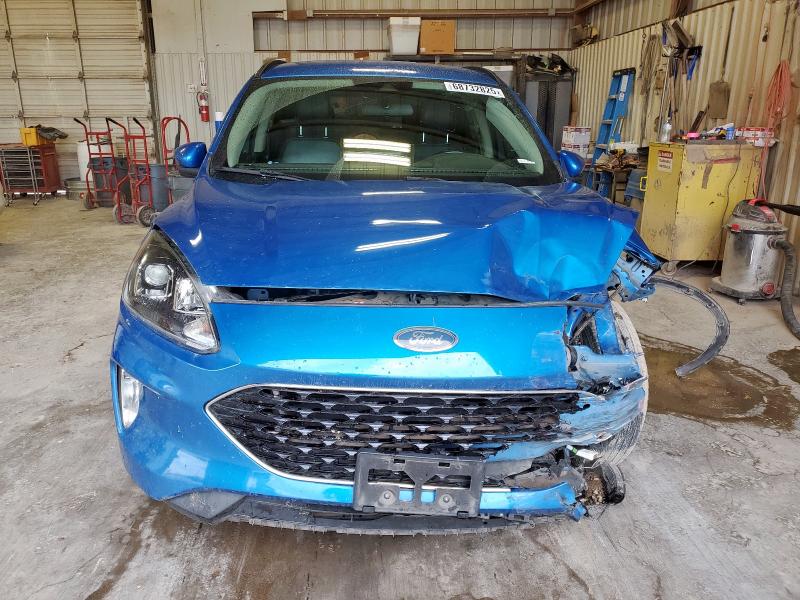 1FMCU0H65LUA54767 - 2020 FORD ESCAPE SEL BLUE photo 5