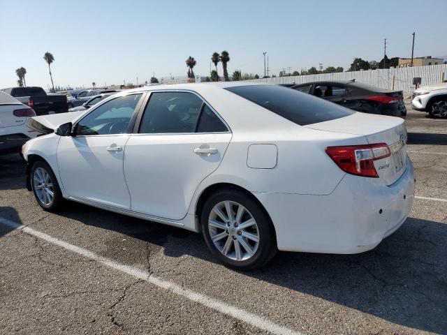 4T1BF1FK0CU594541 - 2012 TOYOTA CAMRY BASE WHITE photo 2