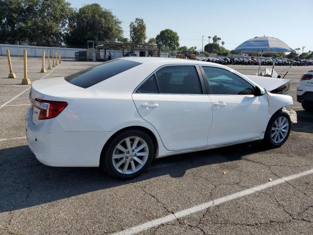 4T1BF1FK0CU594541 - 2012 TOYOTA CAMRY BASE WHITE photo 3