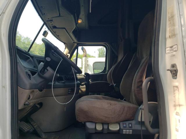 3AKJGLD51FSGD9997 - 2015 FREIGHTLINER CASCADIA 白色 照片 5