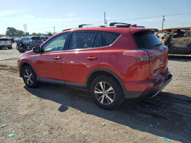 JTMRFREV3HJ125076 - 2017 TOYOTA RAV4 XLE RED photo 2