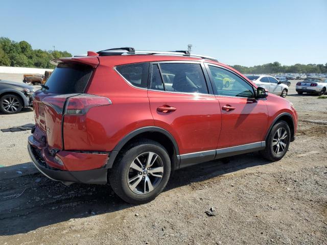 JTMRFREV3HJ125076 - 2017 TOYOTA RAV4 XLE RED photo 3