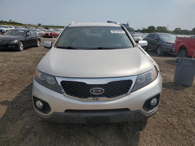 5XYKTDA68DG339096 - 2013 KIA SORENTO LX SILVER photo 5