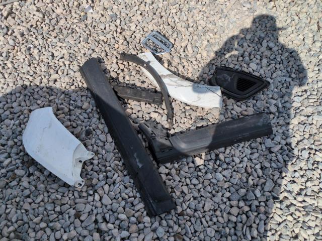 SALAG2D42BA594279 - 2011 LAND ROVER LR4 HSE 白色 照片 13