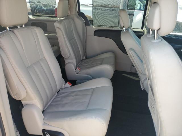 2C4RC1BG1GR207771 - 2016 CHRYSLER TOWN & COU TOURING WHITE photo 11