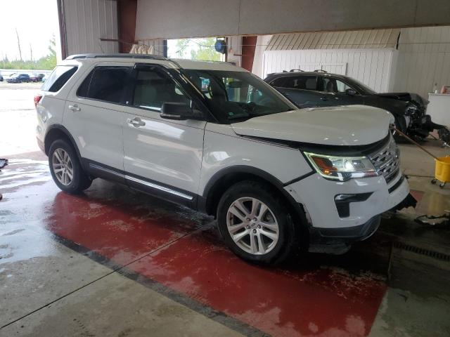 1FM5K8D87KGB05915 - 2019 FORD EXPLORER XLT Weiß Foto 4