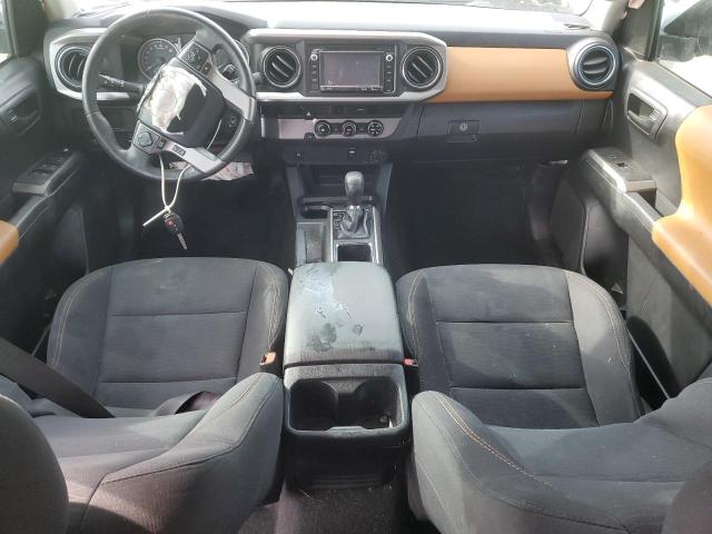 5TFAZ5CN1HX037432 - 2017 TOYOTA TACOMA DOUBLE CAB WHITE photo 8