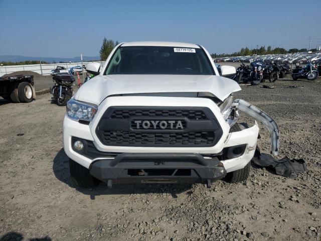 3TMDZ5BN1HM024071 - 2017 TOYOTA TACOMA DOUBLE CAB 白色 照片 5