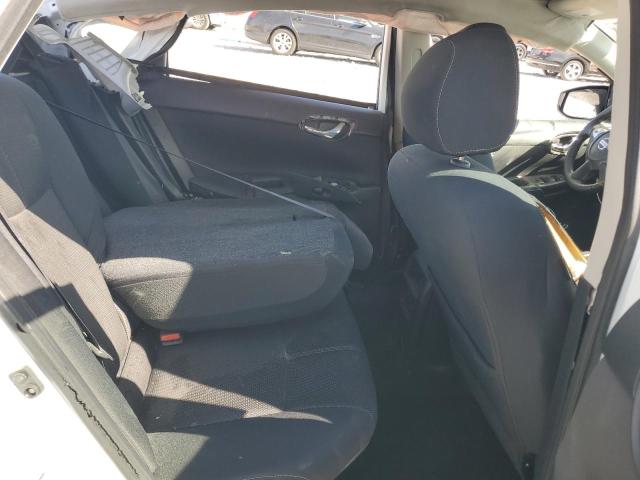 3N1AB7AP3JY202697 - 2018 NISSAN SENTRA S WHITE photo 10