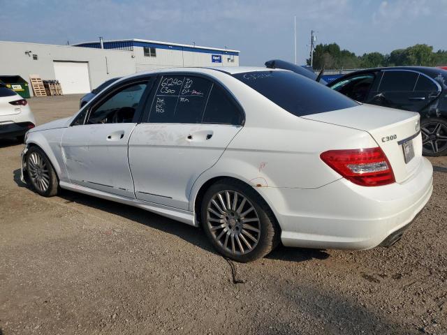 WDDGF8ABXDA751673 - 2013 MERCEDES-BENZ C 300 4MATIC WHITE photo 2