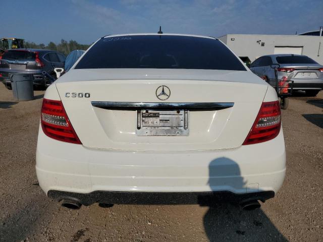 WDDGF8ABXDA751673 - 2013 MERCEDES-BENZ C 300 4MATIC WHITE photo 6