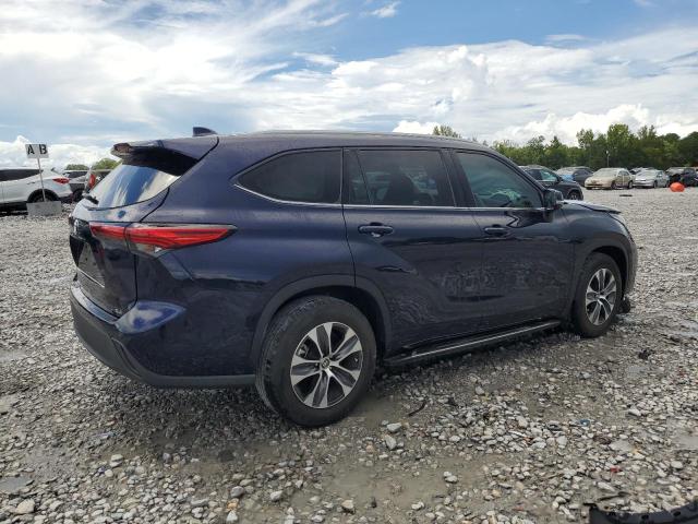 5TDGZRAH3NS554697 - 2022 TOYOTA HIGHLANDER XLE Mavi fotoğraf 3