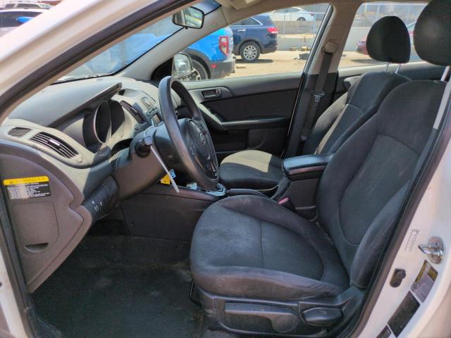 KNAFU4A28C5574565 - 2012 KIA FORTE EX WHITE photo 7