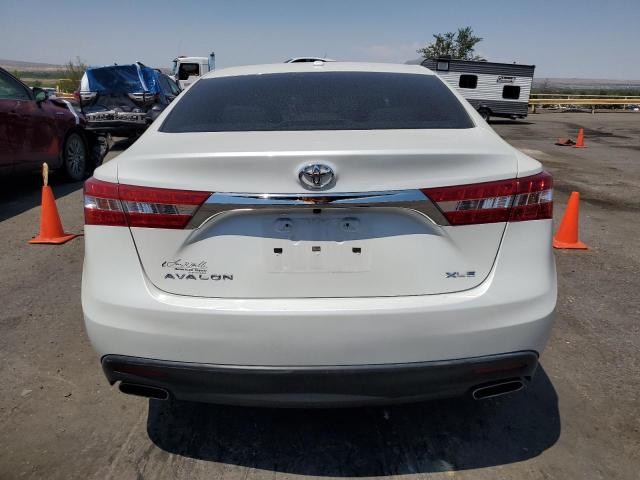 4T1BK1EB9FU184256 - 2015 TOYOTA AVALON XLE WHITE photo 6