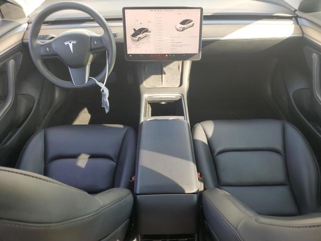 5YJ3E1EA6PF548800 - 2023 TESLA MODEL 3 أبيض صورة 8