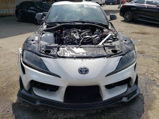 WZ1DB0C04NW049778 - 2022 TOYOTA SUPRA BASE WHITE photo 5