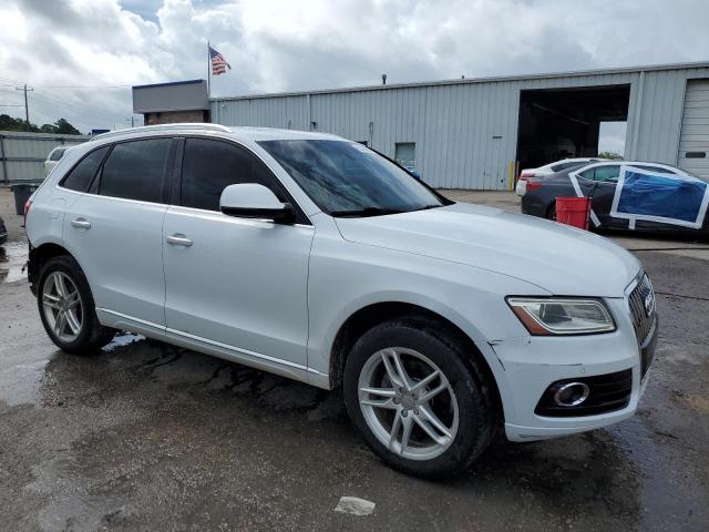 WA1L2AFP1HA049029 - 2017 AUDI Q5 PREMIUM PLUS WHITE photo 4